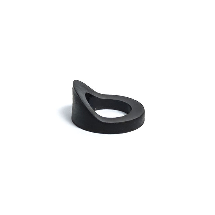 SILT Valve Asymmetric Spacer