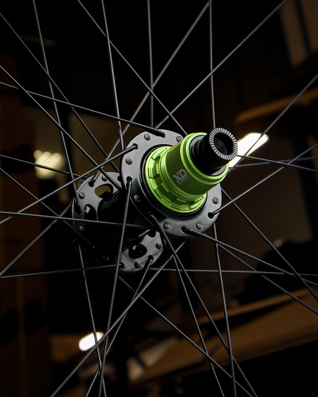 AM Alloy (27.5") 1,758g